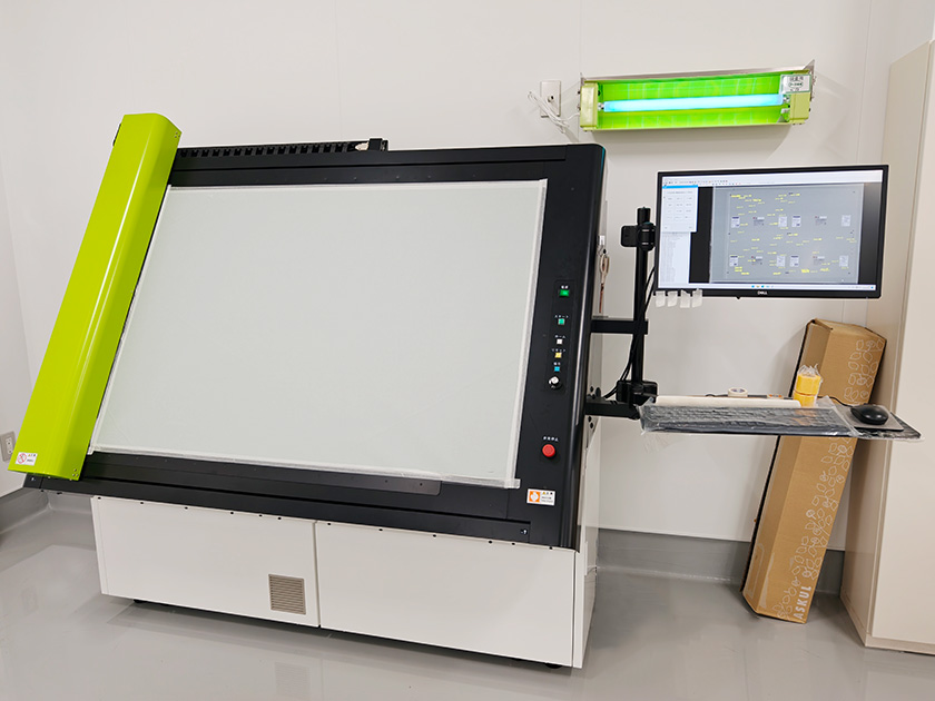 株式会社日本包装様の大型検版機 S-Scan LNC